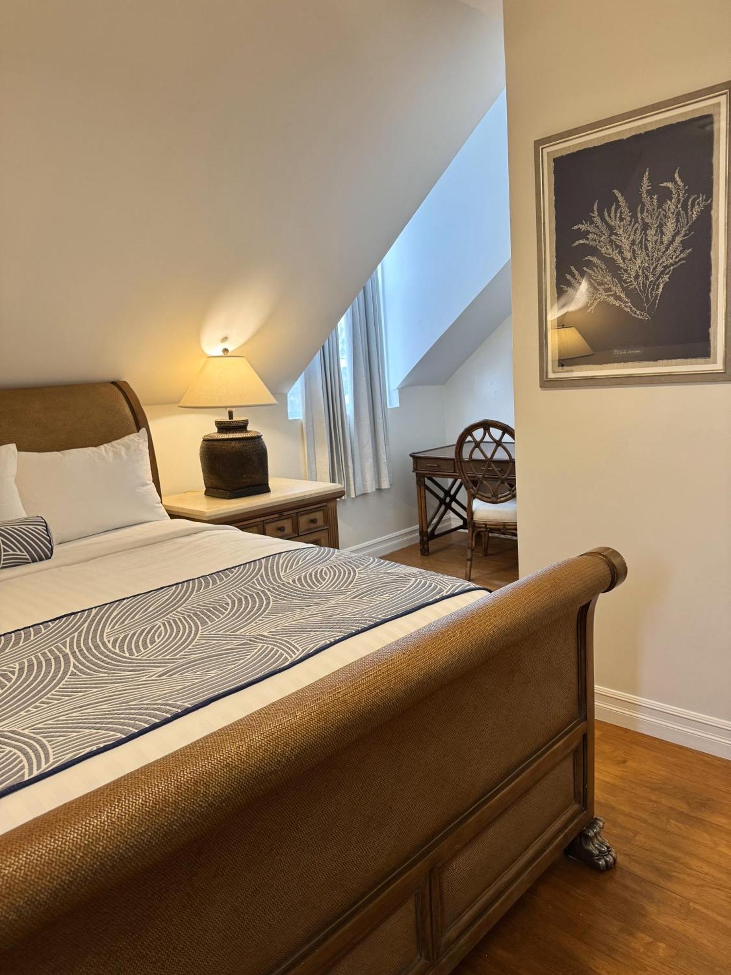 Grand Turk Inn Екстер'єр фото